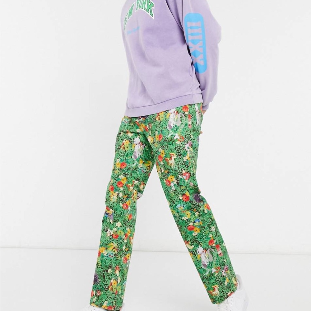 🔥POKéMON LEVI STRAUSS JEANS🔥 - Picture 13 of 15